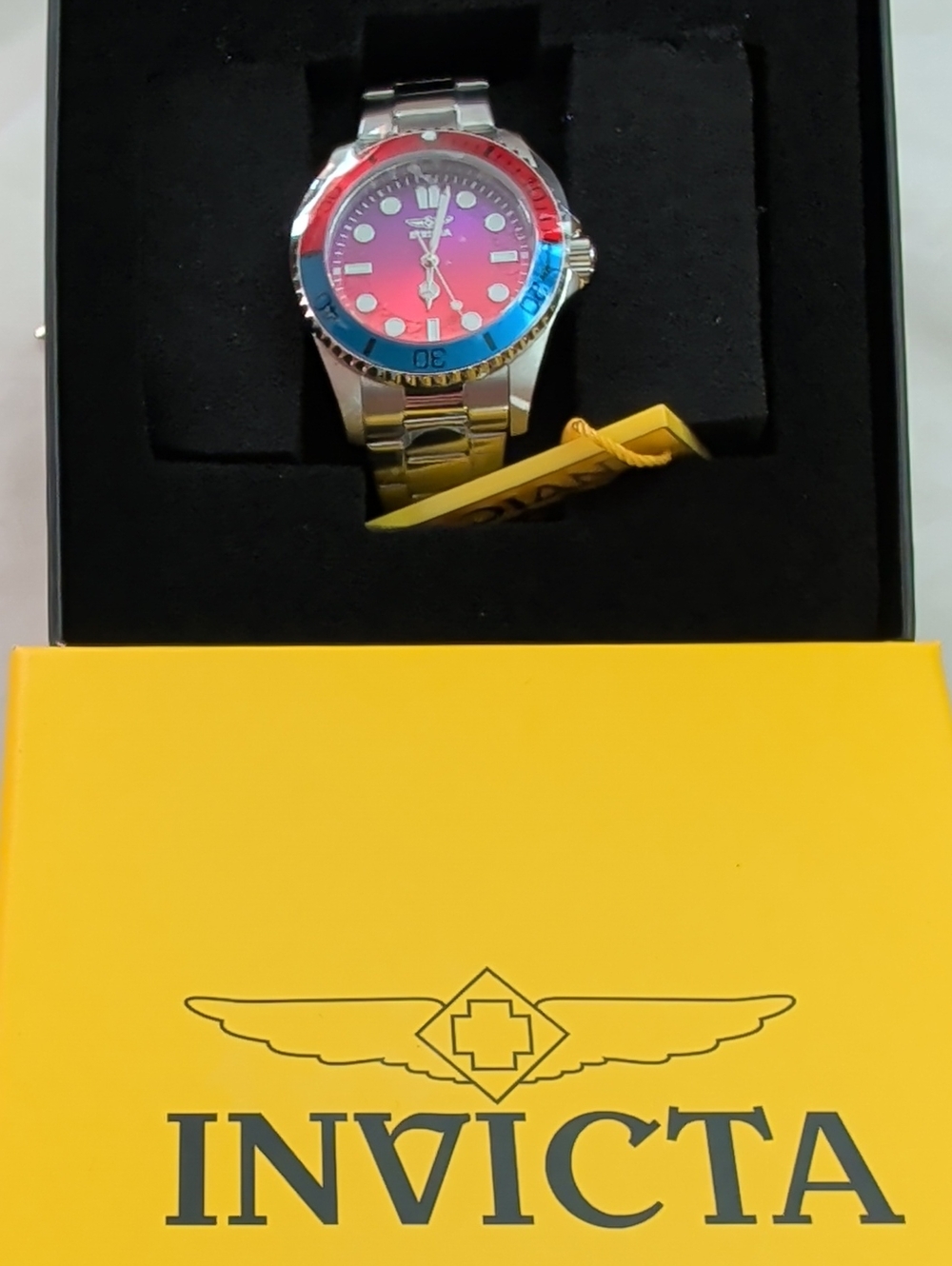 NWT Invicta ProDiver 34mm Women Stainless Steel Watch Pink/Blue Ombre Pepsi Dial